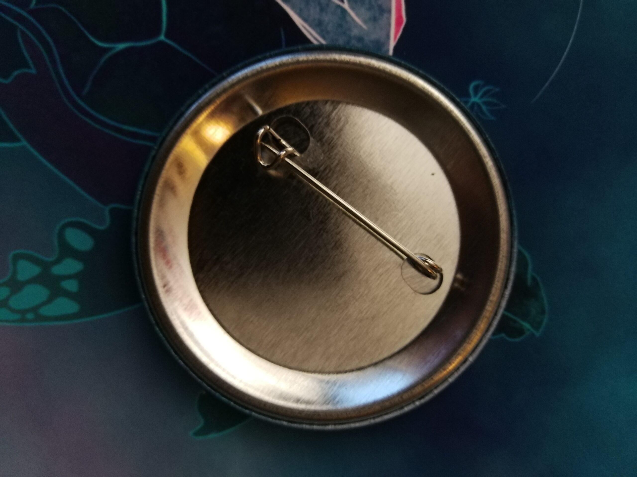 Badge en métal